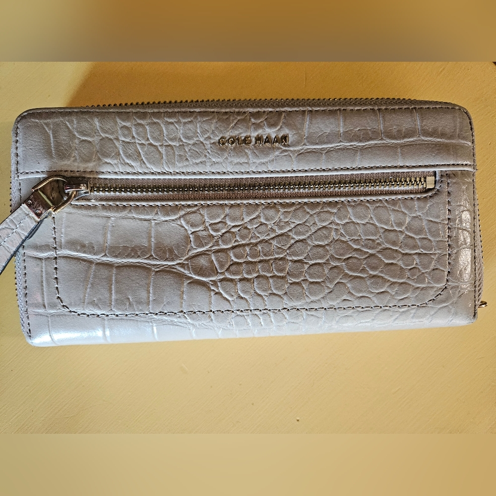 Cole Haan Women's Leather Alligator Skin Beige Wallet
